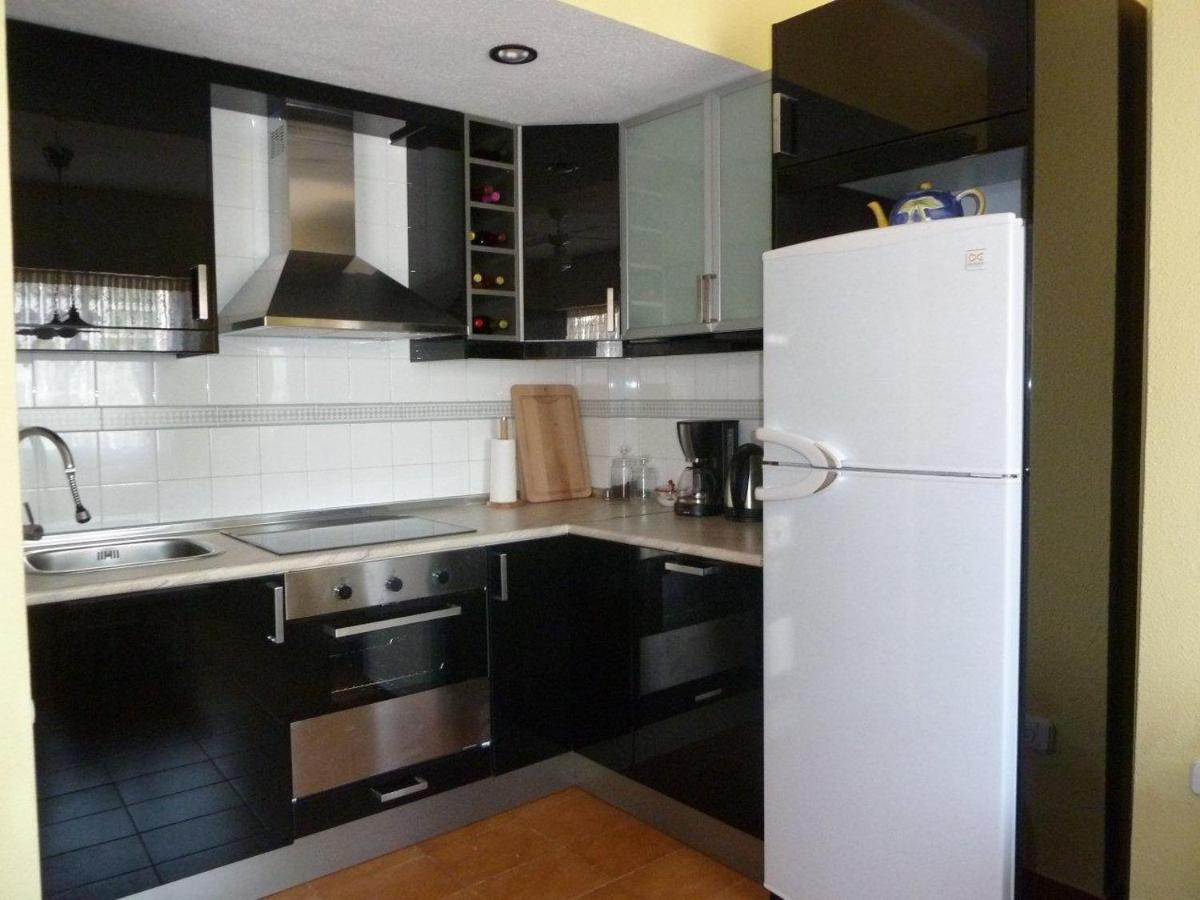 Apartment With Side Seaview 60 Meters From Sea تورّيفيِخا المظهر الخارجي الصورة