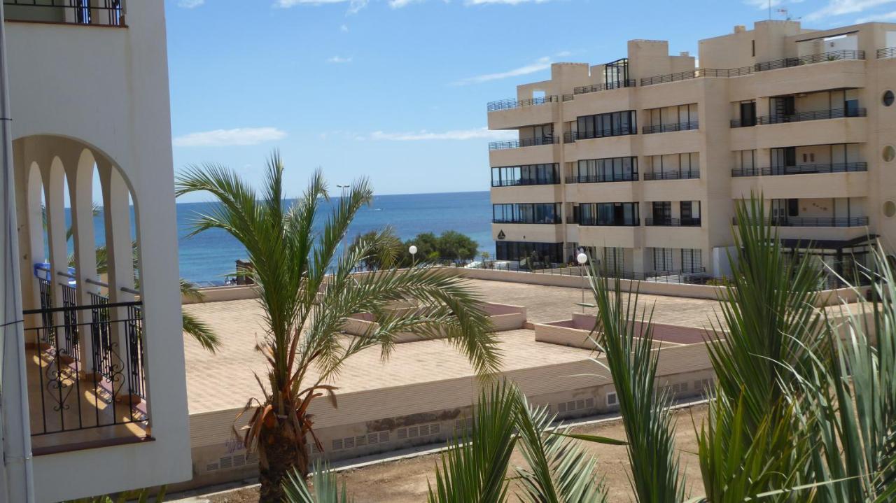Apartment With Side Seaview 60 Meters From Sea تورّيفيِخا المظهر الخارجي الصورة